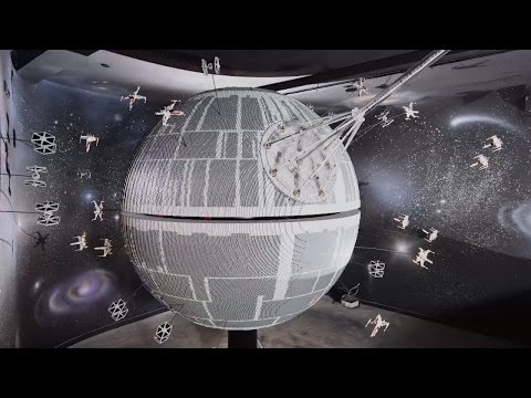 Massive LEGO Star Wars Death Star – Retrenders