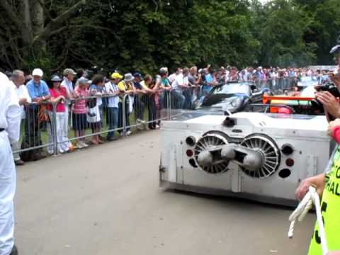 Goodwood - GoodWood Festival of speed, 2011...best collection of cars ever! hardly ever been happier!!! Can anyone name all the cars in this video?