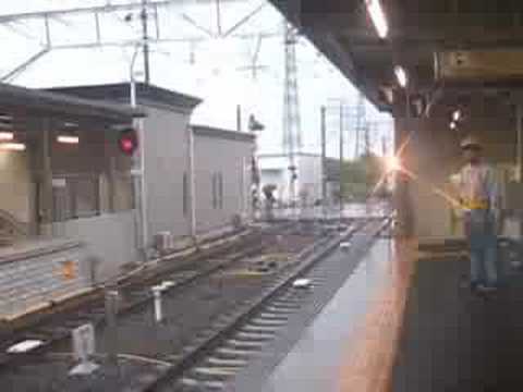 南桜井駅　１番列車到着