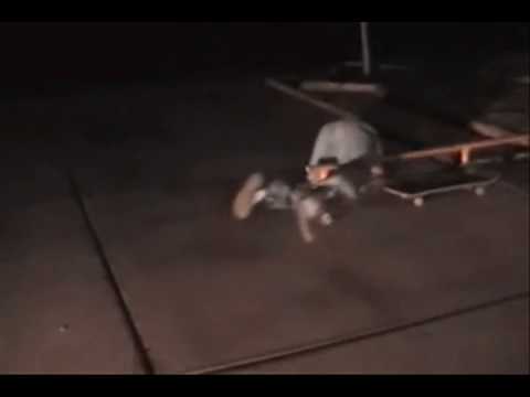 BMX BIKES TRICKS STUNTS CRASHES