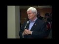 Gingrich is downsizing, but hanging on