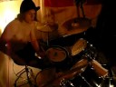 drumming around and havin fizzzzzuuuun