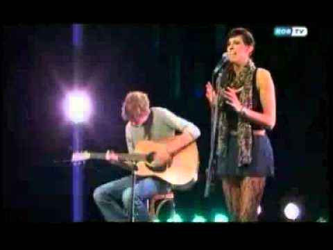 Karlien Aelvoet Singing Live (I) @ Studio ROB-TV 2011 Belgium