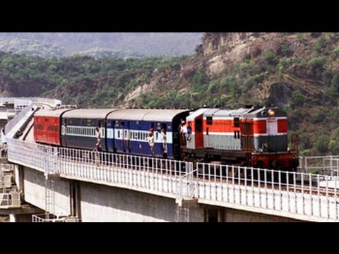 how to reach srinagar from delhi by train