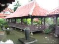 Bale Cipayung, Sundanese Restaurant in Puncak