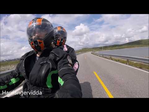 Gjennom bakkar og berg på Harley’n. En kjørevideo.