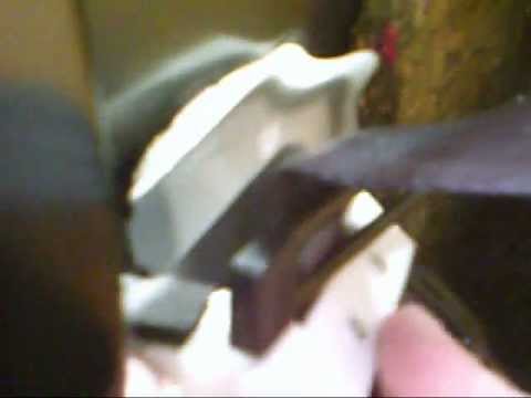 how to take a seat belt apart