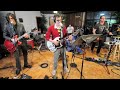 Bekijk muziek clip van Weezer met Getchoo