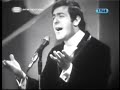 Nicolau Breyner a cantar, e pouco mais...