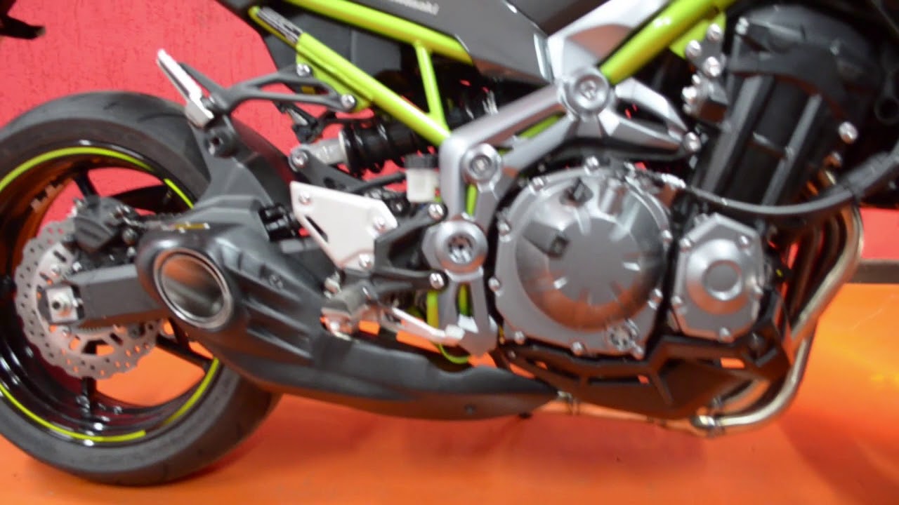 Capa do vídeo  Escapamento Hurrimade Evolution Full Kawasaki Z 900 RS 2017 a 2022