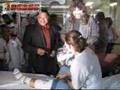 MICK FOLEY Y SUPER CRAZY VISITAN UN HOSPITAL EN MEXICO