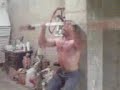 entreno de hombros en un garage 2