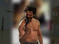 fred mompo vous pr�sente sa salle de vincennes et entraine tomer sisiley pour la pr�paration de son film largo winch............ www.mompo.fr. www.crisimmo.com