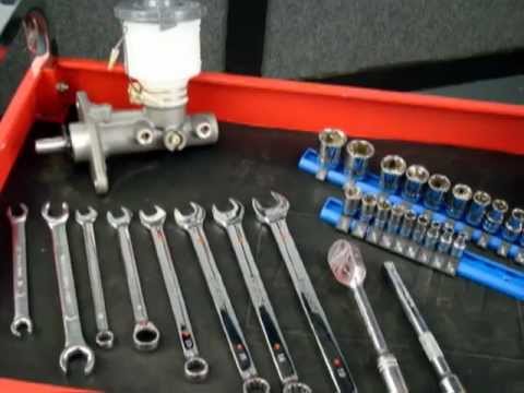 how to repair master cylinder leak