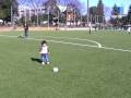 サッカー場でサッカー
