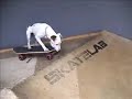 de skatende hond !!