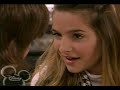 Antonella le  canta a su novio la cancion que le compuso a su papa (porque ami)