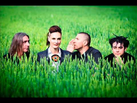 tattva - Band Tattva - 2 the Jngle (drugi singl sa drugog albuma ''Danas je taj Dan'') TATTVA dolazi od sanskrtske(drevni indijski jezik)riječi,a znači istina u širem...