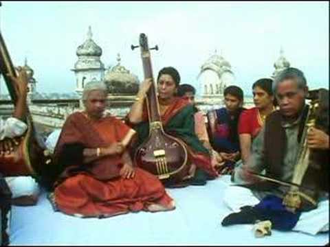 girija - Girija Deviji in old city of Varanasi - Raag Madhuvanti madhya teentaal.