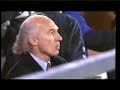 Campeón Copa Libertadores de América 1994Un 31 de agosto de 1994, Vélez Sársfield enfrentaba al San Pablo de Brasil en el estadio Morumbí, por la vuelta de la final de la Copa Libertadores de América de ese año. Luego de vencer en la ida en Liniers por 1 a 0 con gol de Omar Asad; el Fortín cayó derrotado por 1 a 0 en la vuelta durante los noventa minutos con gol de Müller de penal. Con la igualdad en el marcador global, la copa se definió por penales. Marcó Roberto Trotta para abrir el camino, atajó José Luis Chilavert para seguir soñando y definió Roberto Pompei para estallar en gloria. El camino a la gloria lo llevó a coronarse ganador de su grupo superando a Boca Juniors de la Argentina, Cruzeiro y Palmeiras de Brasil. En los enfrentamientos mano a mano superó por penales a Defensor Sporting de Uruguay, a Minerven de Venezuela, a Junior de Colombia por penales en la semifinales, hasta llegar a vencer en la final al multicampeón San Pablo de Telé Santana. Con figuras de la talla de José Luis Chilavert, Roberto Trotta, Víctor Hugo Sotomayor, Héctor Almandoz, Raúl Cardozo, Marcelo Gómez, Christian Bassedas, José Basualdo, Omar Asad y José Flores. Bajo la conducción técnica de ganador Carlos Bianchi. El máximo goleador de Vélez en el certamen fue Omar Asad con 6 goles y los que tuvieron las máximas presencias fueron Chilavert, Trotta, Cardozo, Basualdo, Gómez, Bassedas, Asad y Flores, casi la base completa del equipo en todos los partidos de la competencia. Vélez Sársfield se coronaba Campeón de la Copa Libertadores de América por primera vez en su vida, escribiendo y paseando su nombre en la historia grande del fútbol del continente.