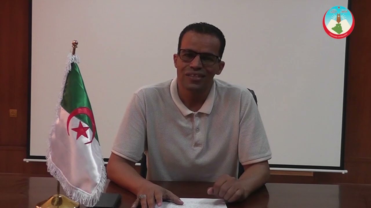 رئيس قسم اللغة والأدب العربي