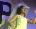 hahaha estaba en el ba�o y eskuche a sophie ellis y jorgeee me gritooo korreleee putaaa sigue gina...!