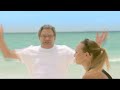Chris Abraham: Lewis Black - Aruba friendly people (via Digg)