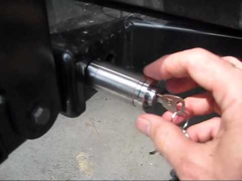 how to lock hitch