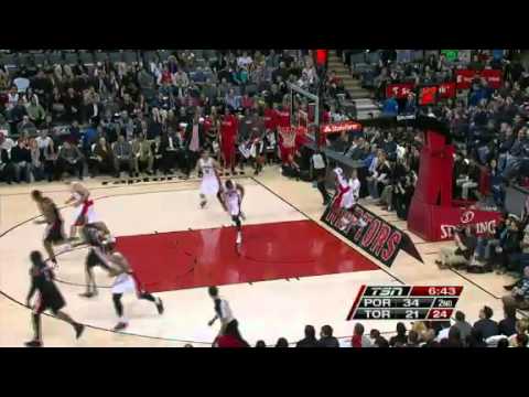 Jamal Crawford Dunks on Raptors