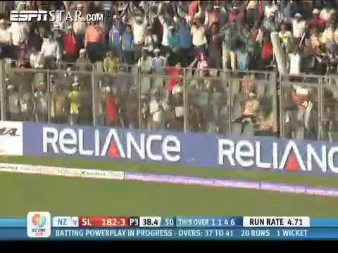 Angelo mathews breath taking fielding inside the boundary!