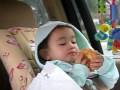 hOW TO eat a doughtnut