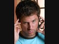 an awesome radio interview with james roday who talks about psych and his relationship with girlfriend, maggie lawson, who's also interviewed. (half way through)
