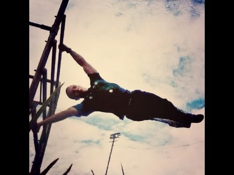 how to perform human flag