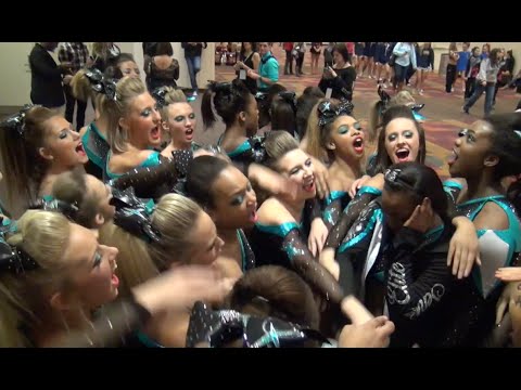 Cheer Extreme Sr Elite sings FIGHT SONG