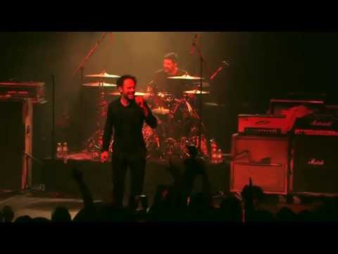 bouncing - http://unartignyc.com http://www.facebook.com/UnartigOfficial Bouncing Souls playing live at House of Vans in Brooklyn, New York City on July 10, 2014. http:...