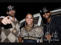 Dey Dame Un Momento Official Music Video and Lyrics