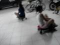 Carrinhos (elas)