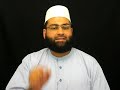 allah a fait que lapparence du proph�te mouhammad soit tr�s belle. abou hourayrah le compagnon du proph�te, a dit pour la description du proph�te   : � je n'ai vu personne qui soit plus beau que le messager de allah  . c'est comme si le soleil parcourait son visage. lorsqu'il riait, il scintillait �. 'anas qui �t� un autre compagnon du proph�te,  disait de lui : � il �tait le meilleur des gens que ce soit par le comportement ou par l'apparence �. notre proph�te   �tait le plus g�n�reux des gens et il �tait le plus beau des gens que ce soit par son comportement et son caract�re ou par son physique et son apparence. il �tait   des gens le plus complet par la raison, le plus courageux et celui qui avait le plus connaissance de allah. il �tait celui qui craignait le plus allah. il ne se vengeait pas pour lui-m�me et il ne se mettait pas en col�re si c'�tait pour lui. mais il �tait en col�re si l'une des choses que allah a interdites n'�tait pas respect�e. pas un bon caract�re qui soit cit� dans le qour'an sans qu'il ne l'ait. il �tait celui des gens qui �tait le plus modeste. il �tait modeste m�me envers ceux qui �taient les plus faibles. il n'y a pas une chose qu'on lui ait demand�e � laquelle il ait r�pondu non. il �tait le plus indulgent des gens. il �tait tr�s pudique. celui qui �tait proche comme celui qui �tait �loign�, le fort et le faible avait pour lui le m�me rang. il n'a pas dit du mal d'une nourriture, s'il la d�sirait il la mangeait, et sinon il la laissait. il acceptait les cadeaux et il ne se servait pas de l'aum�ne. il raccommodait les v�tements. il rendait visite aux malades et il r�pondait � qui l'invitait, que ce soit le riche ou le pauvre. il ne m�prisait pas les croyants. il ne s'asseyait pas ni ne se levait sans �voquer le nom de allah. il ne laissait personne marcher derri�re lui. il incitait au bien et il interdisait la violence. il incitait fortement au pardon et au meilleur des comportements.