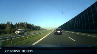 Przemyśl, idiotyczne zachowanie kierowcy Audi A3