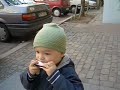 Linus spielt Mundharmonika Linus spielt Mundharmonika