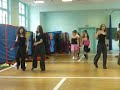 toutes les danseuses en duo sur la bamba