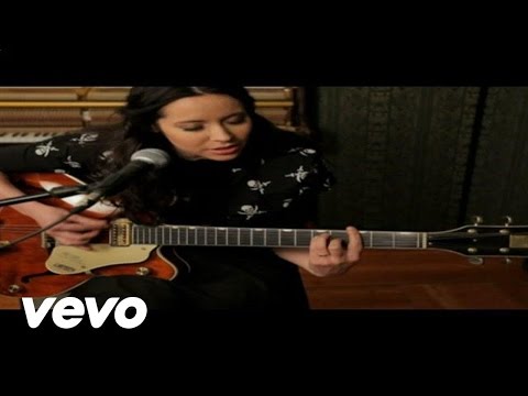 Nerina Pallot - Turn Me On Again (Acoustic Version)