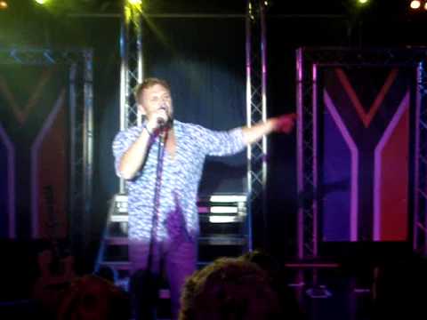 Steve Hofmeyer sing Andriette Norman se Napoleon 1.MPG