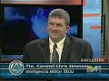 El Teniente Coronel Chris Simmons, del Departamento de Inteligencia del Pentágono, da a conocer nombres de quienes fueron o aún son espías de la tiranía de Fidel y Raúl Castro en USA. Entre ellos el Dr. Alberto Coll, quien fue Subsecretario de Defensa de los Estados Unidos; la Dra. Gillian Guann Clissold que trabajaba para la FIU, Marifeli Perez-Stable, vicepresidenta de Diálogo Interamericano y Gilberto Abascal, testigo clave en el caso de los anticastristas Santiago Alvarez, Osvaldo Mitat y Luis Posada Carriles.Programa 