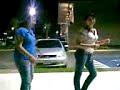loopz bailando afuera de cita