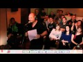 Cauet Déboite Justin Pendant Qu il Chante