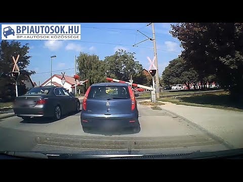 Seba w BMW przygaszony przez fiacika