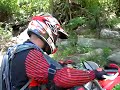 CRF 230 Atravessando o Rio da Água Suja - Chapada Diamantina