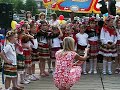 \"Z tamtej strony jeziora\" i \"A na mostku\" Ludowe piosnki