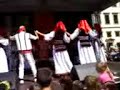 Valle kosovare in Augbsburger Rathausplatz
